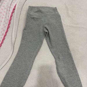 Alo Aloft Heather Gray 7/8 leggings